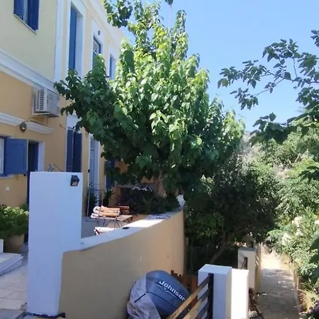 Dikaia 2 Apartment